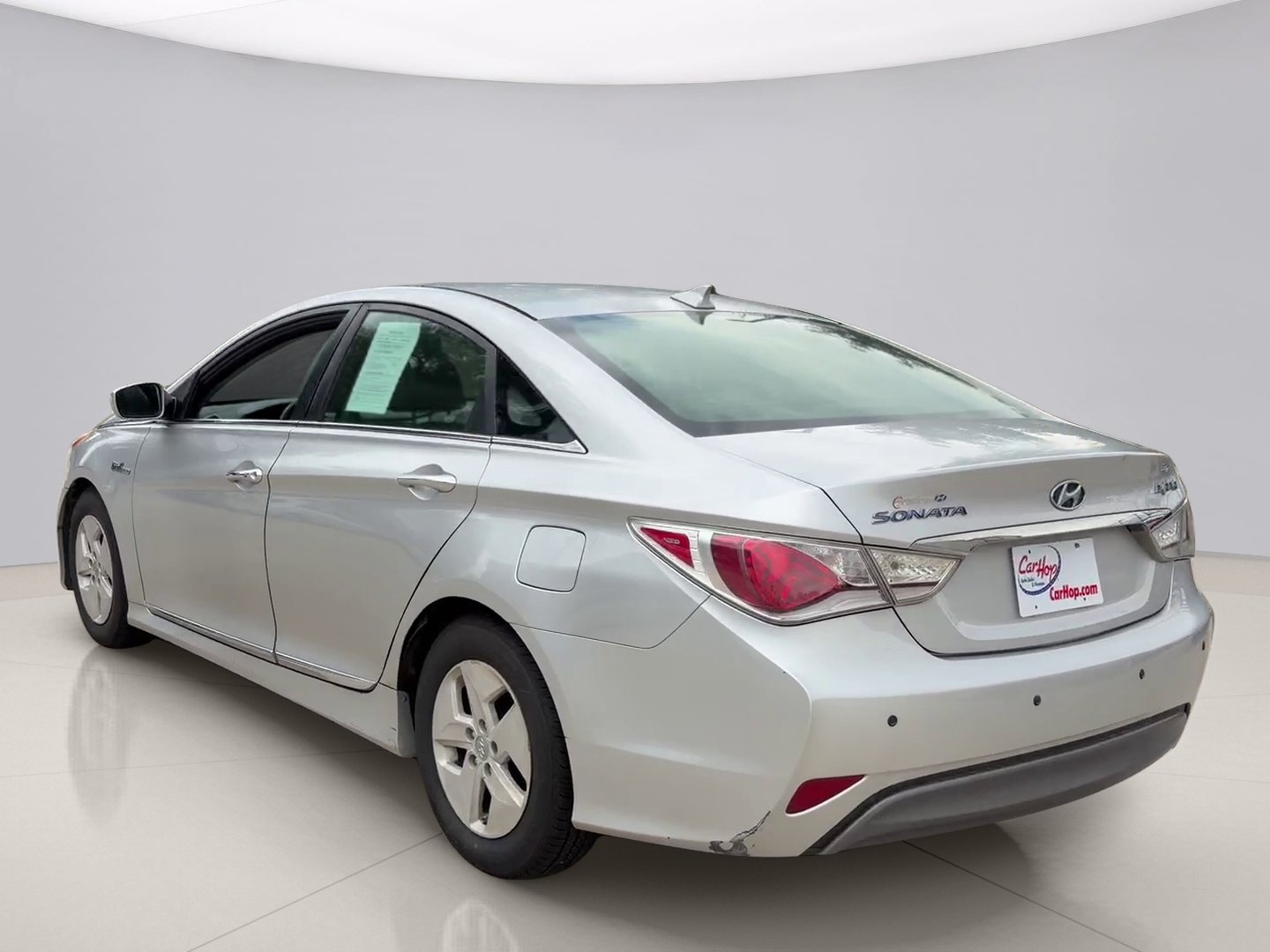 Used 2012 Silver Hyundai HYBRID image 3