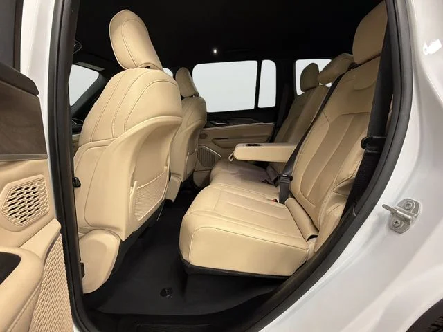 Used 2023 White Jeep Limited image 24
