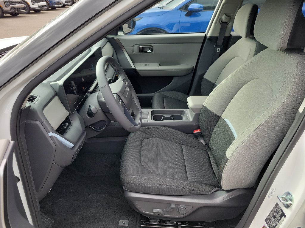 New 2027 Snow White Pearl Kia S image 19