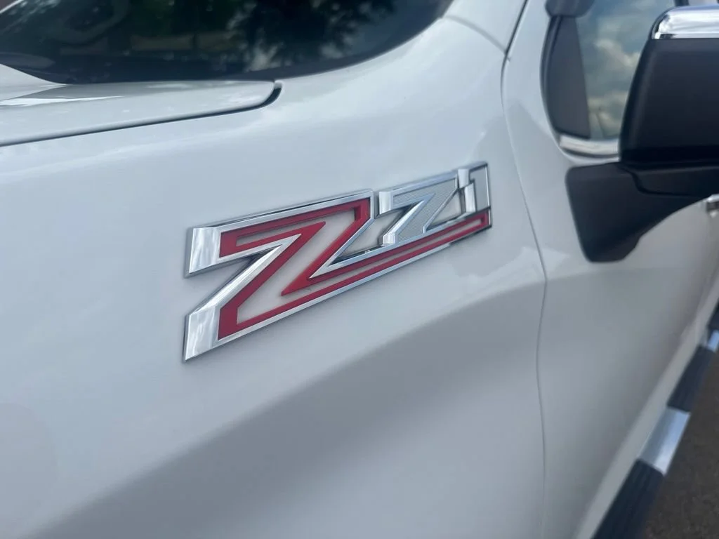 Used 2021 SUMMIT WHITE Chevrolet LTZ image 38