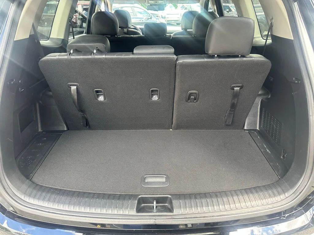 Used 2024 Black Kia EX image 31