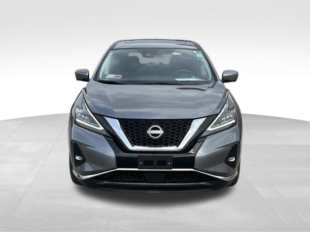 Used 2024 Gun Metallic Nissan SL image 3