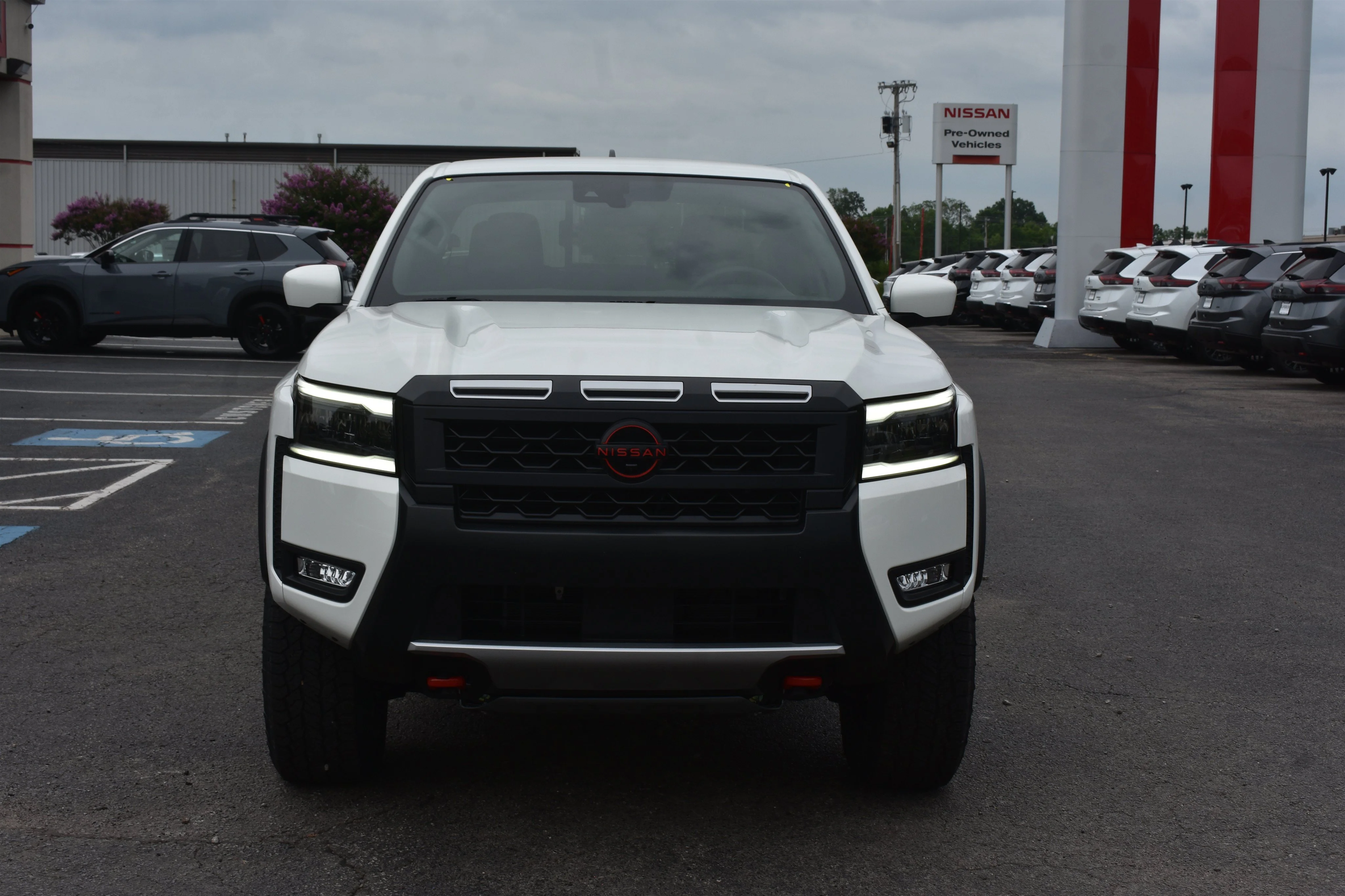 New 2026 Glacier White Nissan PRO-4X image 2