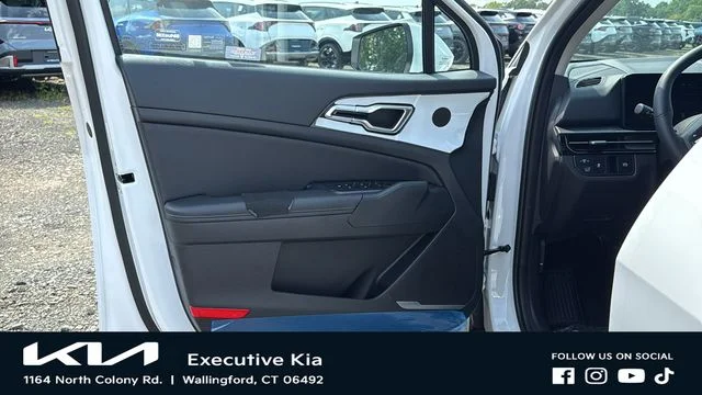 New 2026 White Kia EX image 9