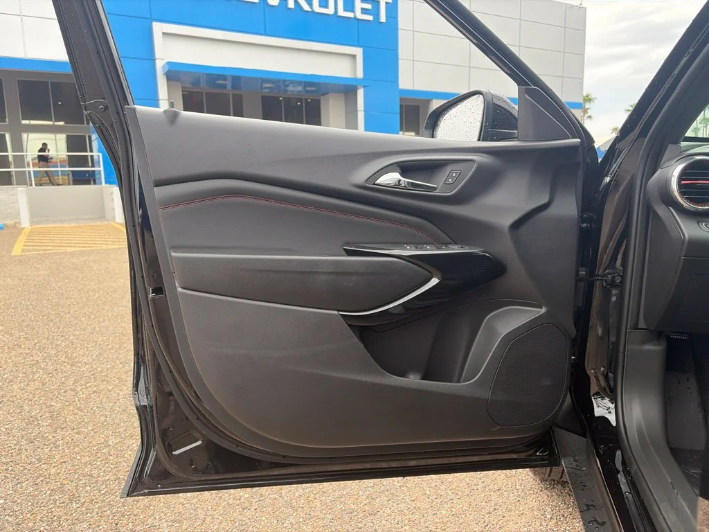 2026 Chevrolet Trax RS - Photo 14
