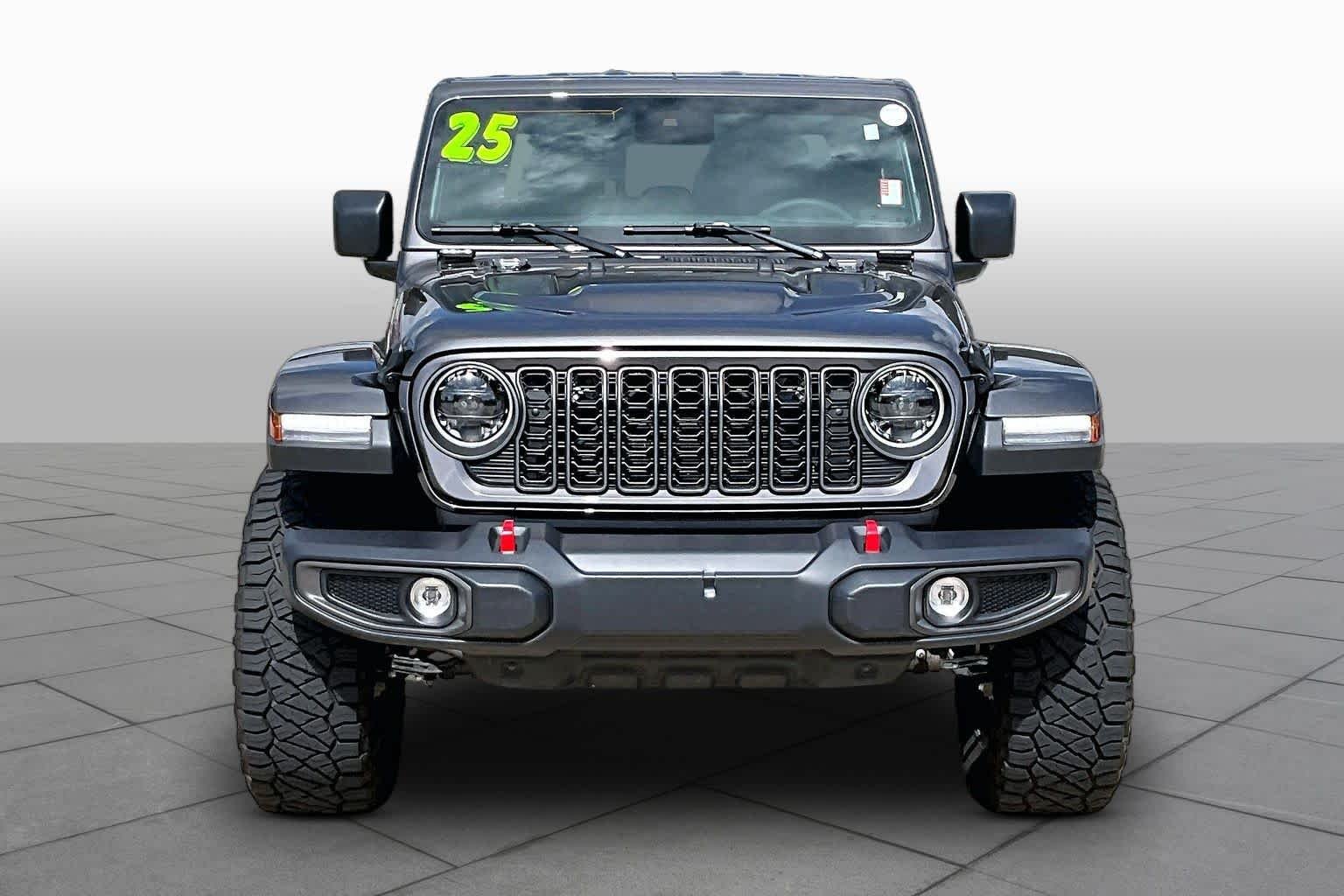 Pre-Owned 2025 Jeep Gladiator Rubicon