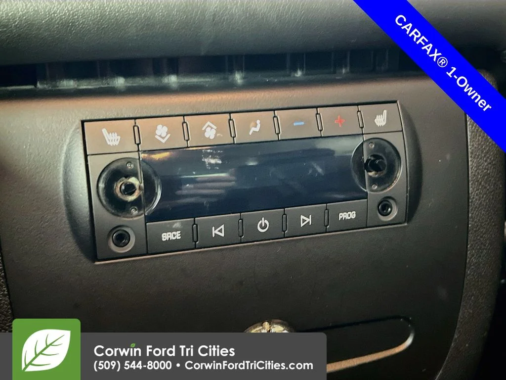 Used 2007 Black GMC Denali image 32
