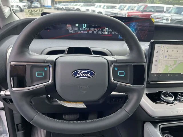 New 2027 Star White Metallic Tri-Coat Ford MAX Active image 17