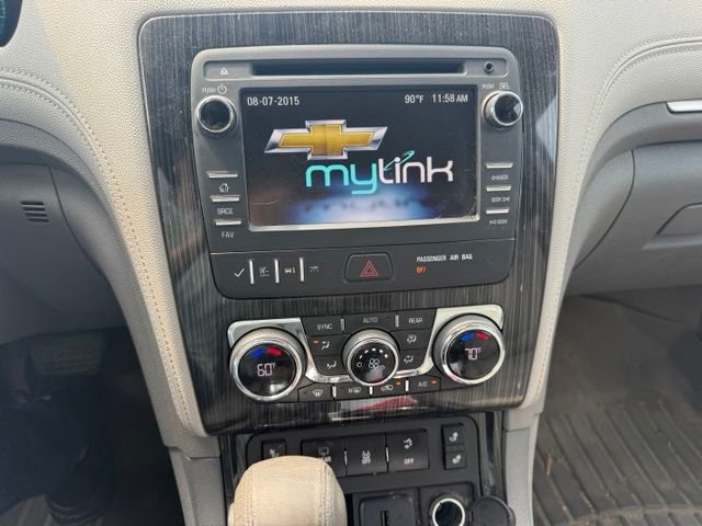 Used 2015 White Chevrolet 2LT image 16