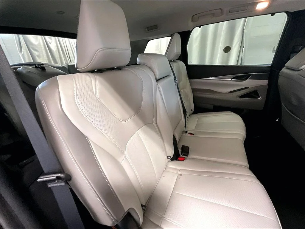 Used 2026 Blue INFINITI LUXE image 16