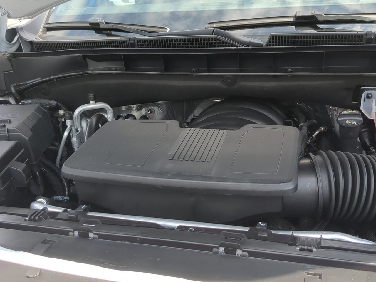 New 2026 Glacier White Tricoat GMC Denali image 31