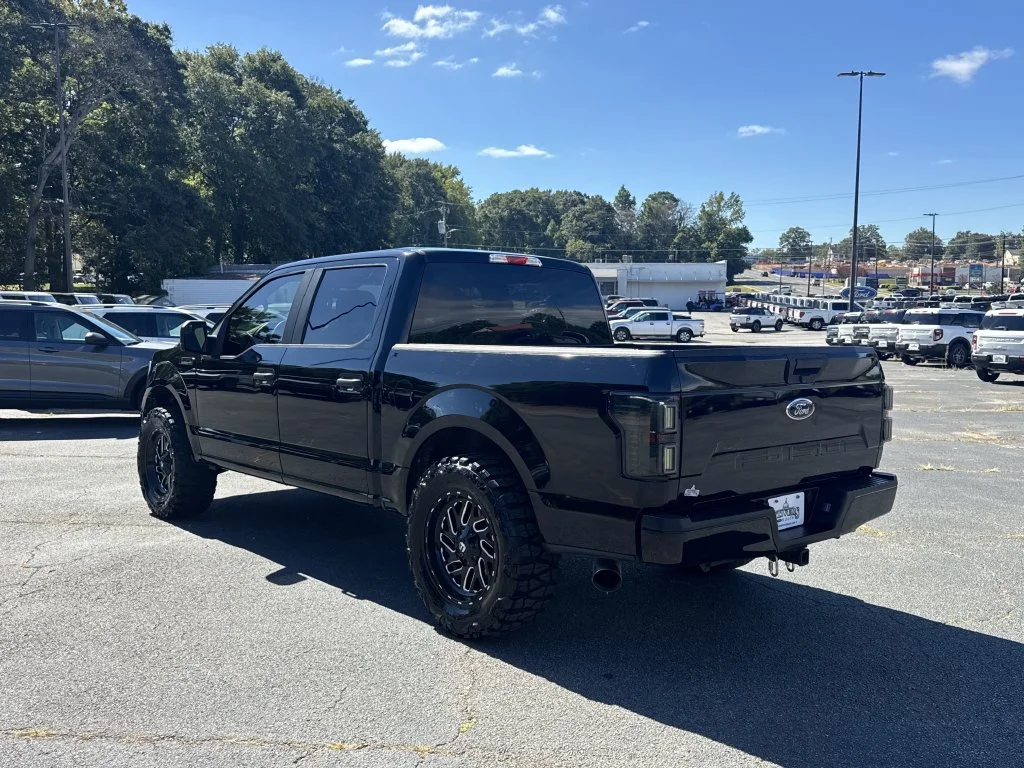 Used 2018 Black Ford XL image 5