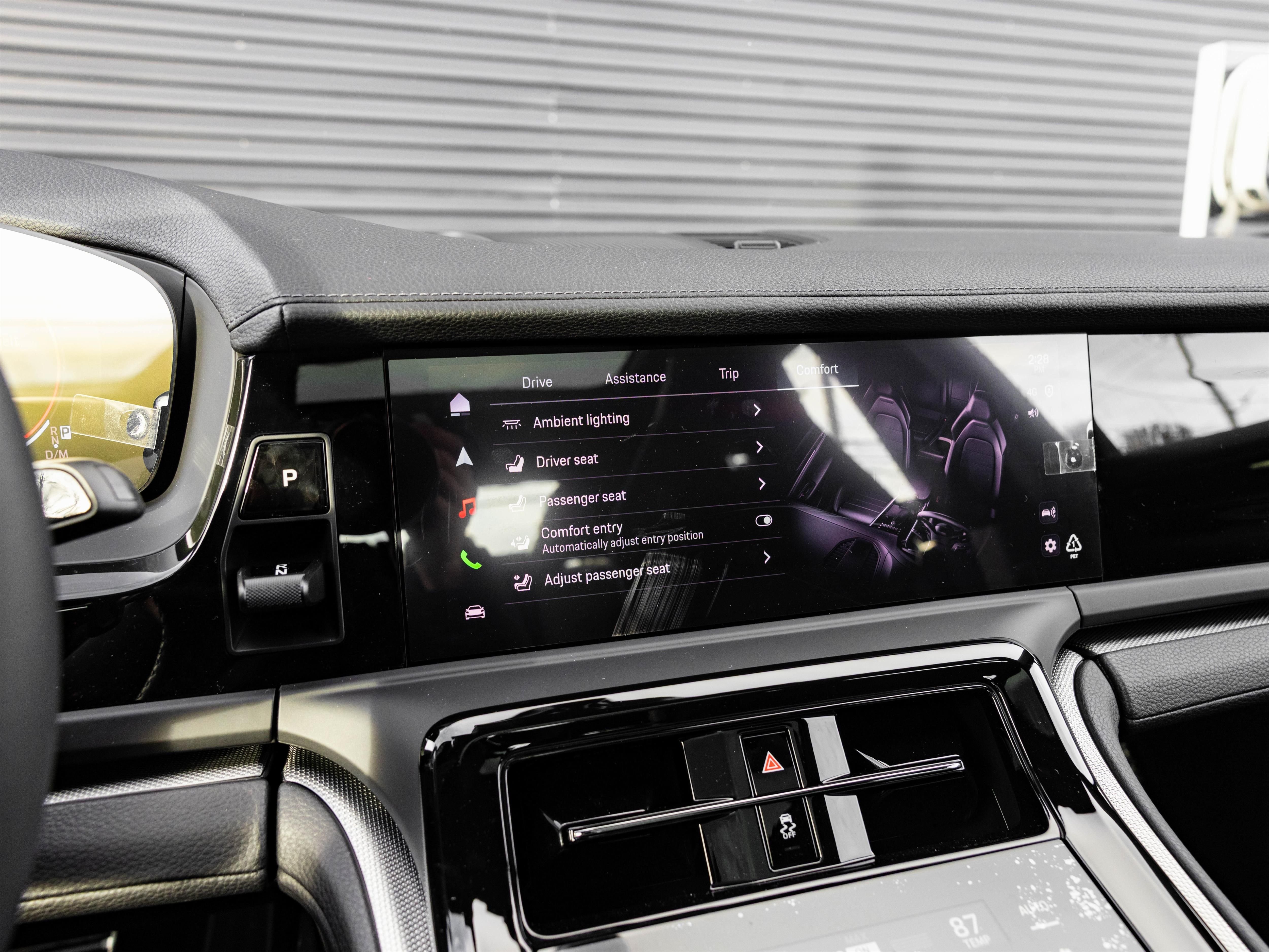 2026 Porsche Panamera Base - Photo 26