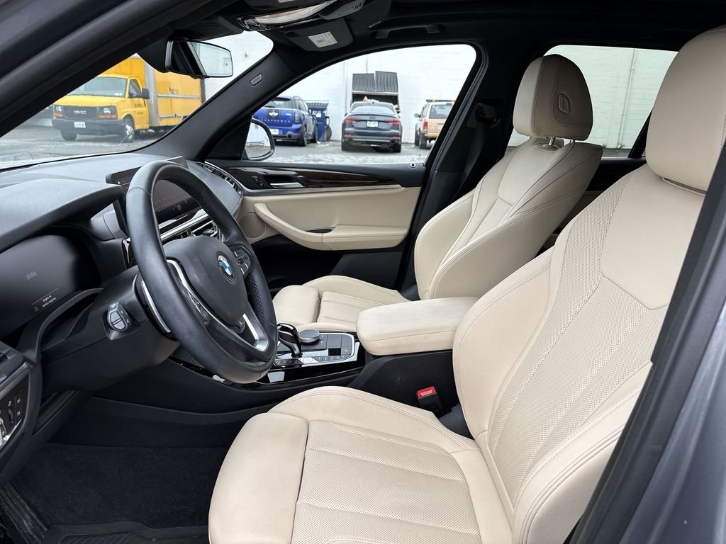 Certified Used 2023 Gray Metallic BMW xDrive30i image 3