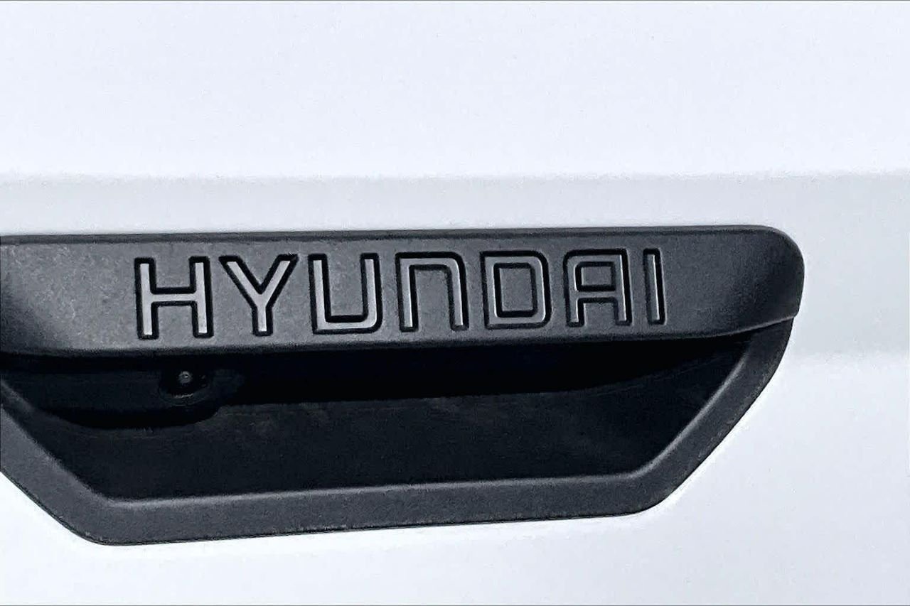 New 2026 Atlas White Hyundai SEL image 15