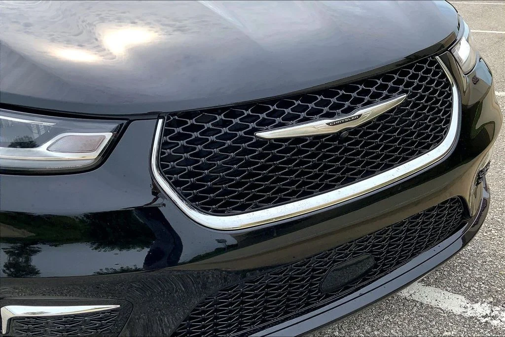 2026 Chrysler Pacifica Limited - Photo 30