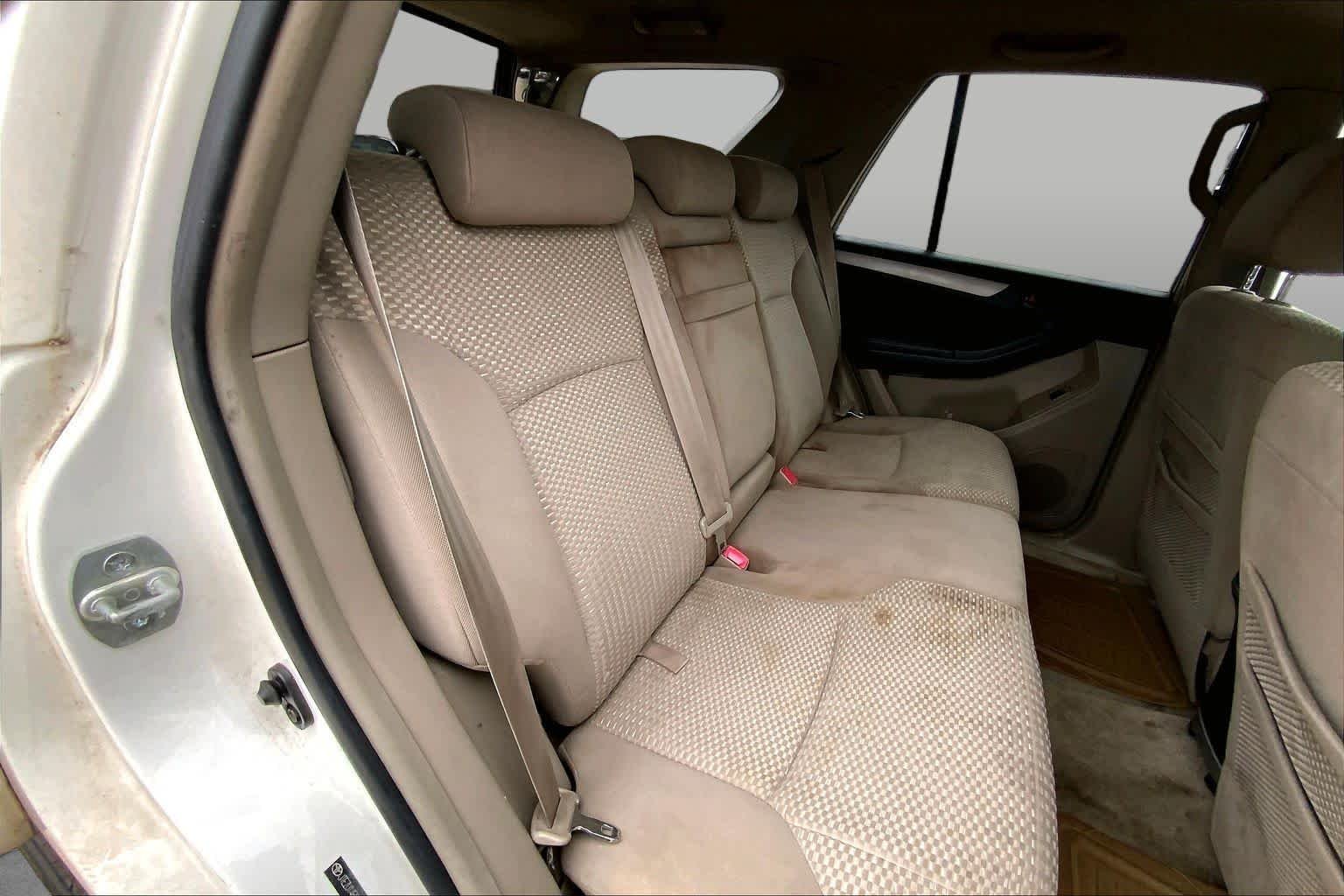 Used 2006 Natural White Toyota SR5 image 18