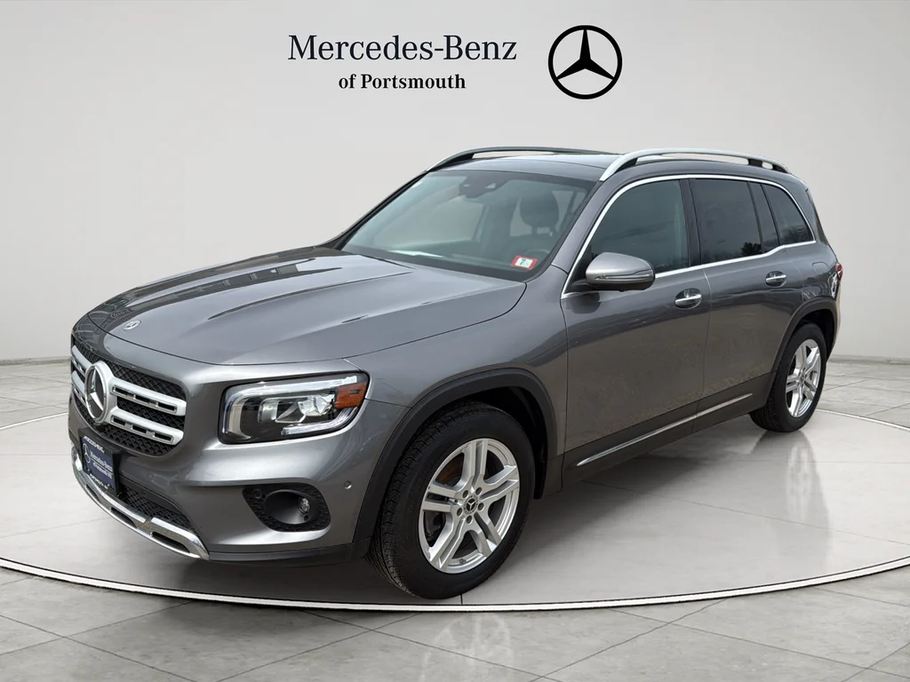 2022 Mercedes-Benz GLB GLB 250 4MATIC's photo