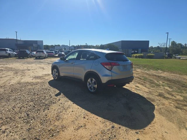 Used 2016  Honda EX image 5