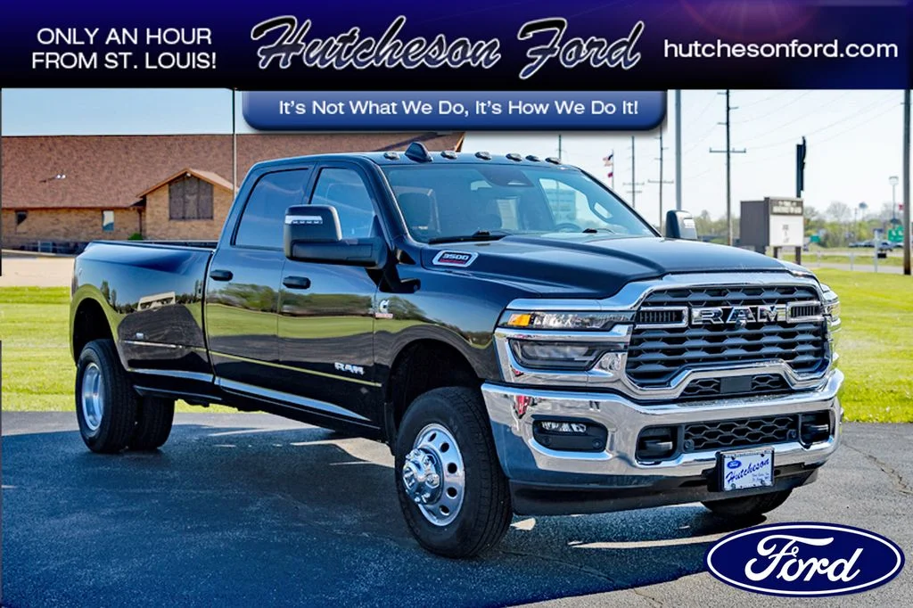 2025 RAM 3500 Big Horn 4X4 Crew Cab LWB's photo