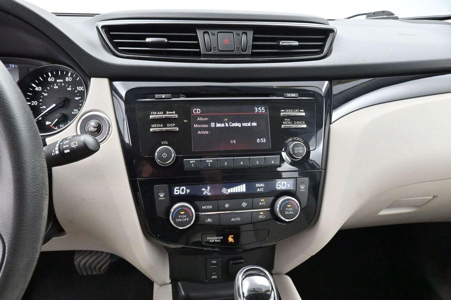 Used 2018 Pearl White Nissan SV image 22