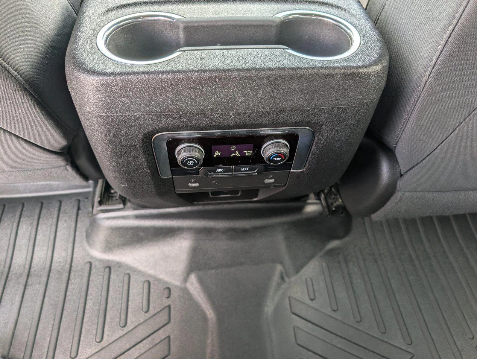 Used 2023 Summit White Chevrolet LS image 29