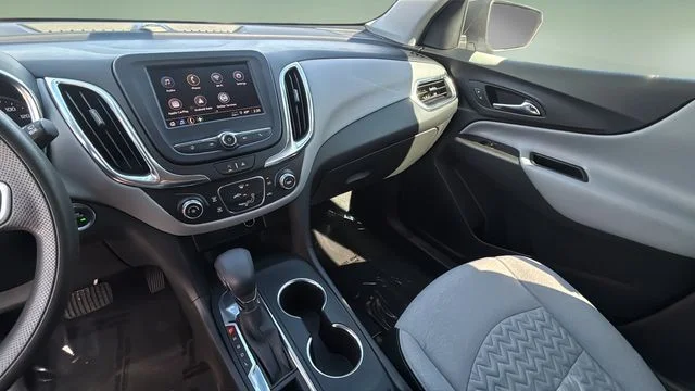 Used 2022 White Chevrolet LS image 23