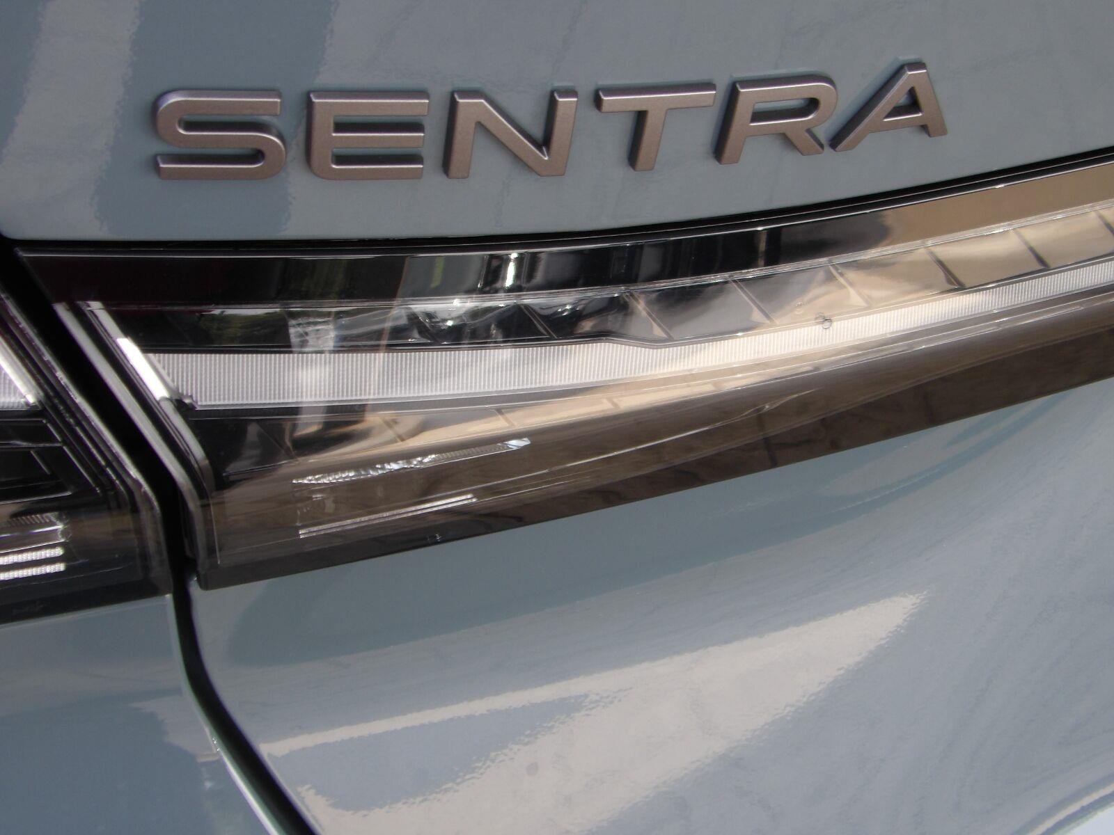 New 2027 Atlantic Gray Metallic Nissan SV image 8