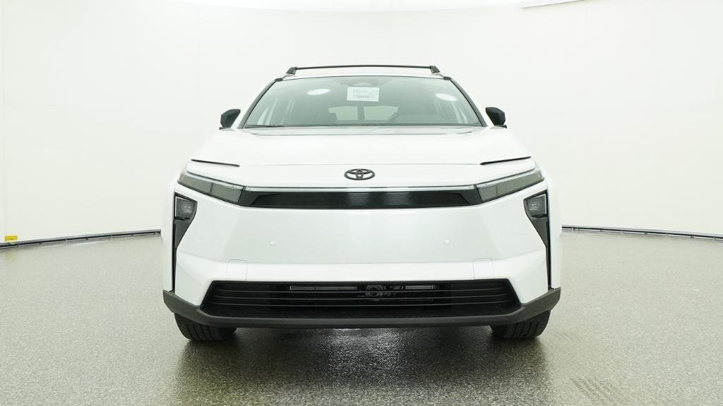 New 2026 Wind Chill Pearl Toyota XLE image 14