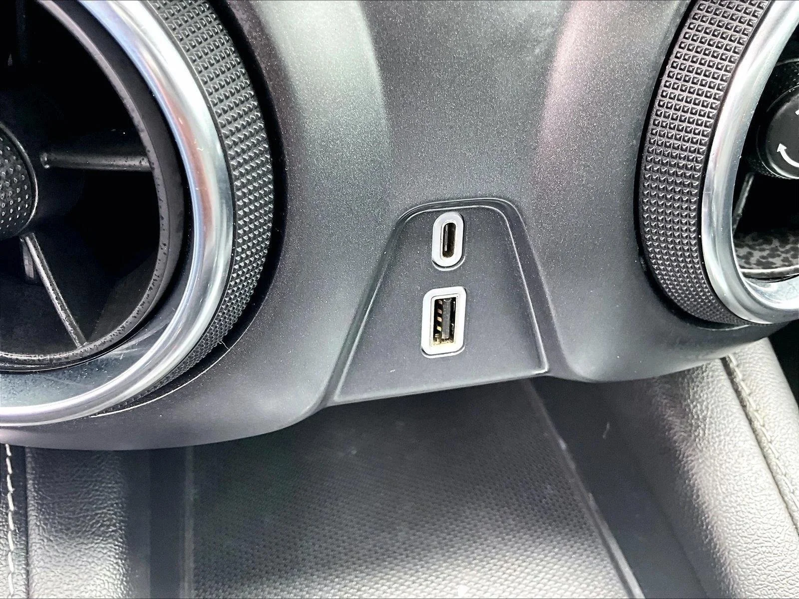 Used 2023 Sterling Gray Metallic Chevrolet LT image 25