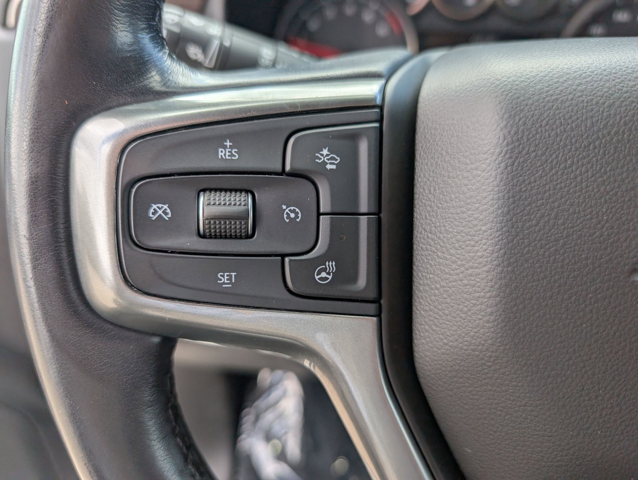 Used 2021 SUMMIT WHITE Chevrolet LT image 16