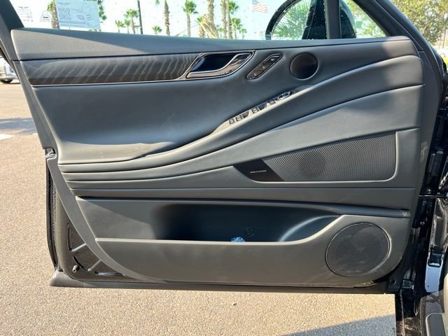 New 2026 Black Genesis 3.5T PRESTIGE BLACK image 16