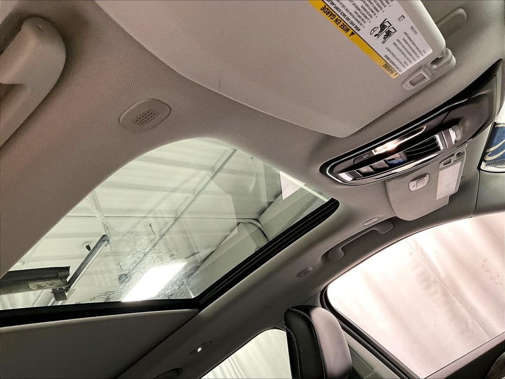 Used 2022 Black Jeep Limited image 23