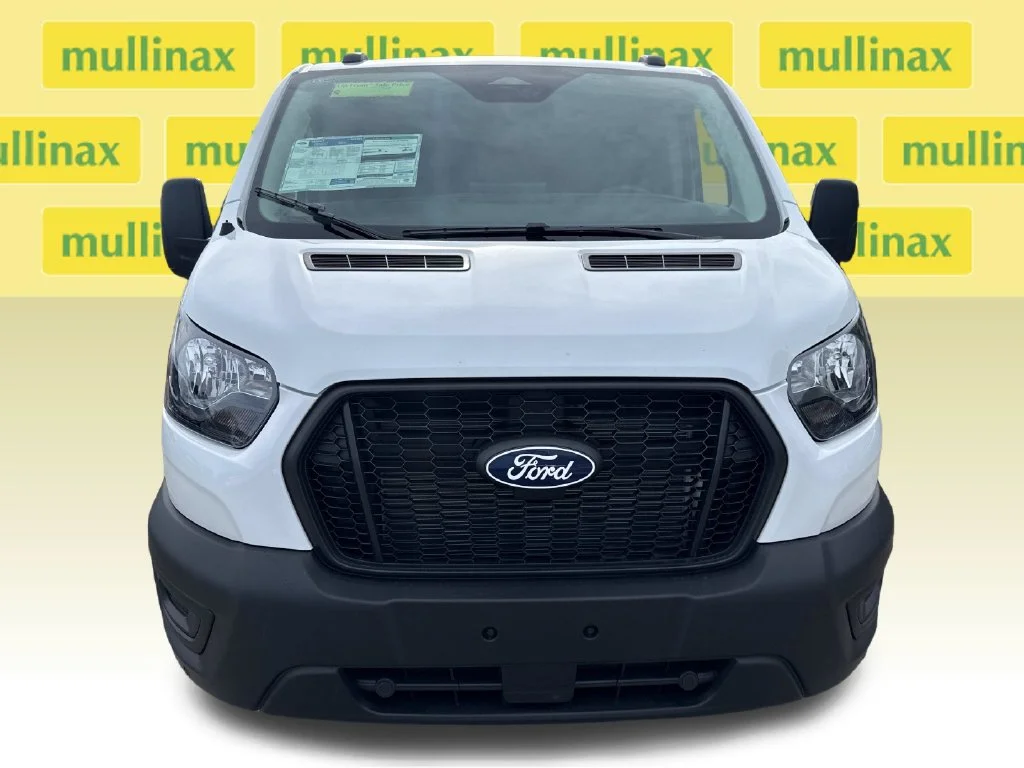 New 2027 White Ford Base image 11