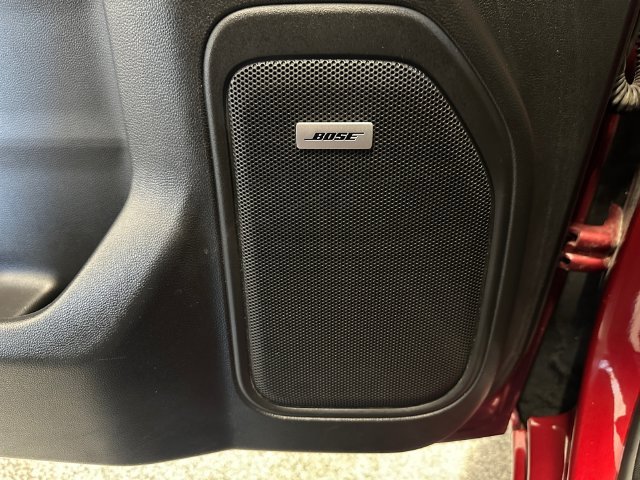 Used 2020 Red GMC AT4 image 28