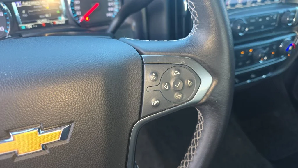 Used 2016 Black Chevrolet LT image 21