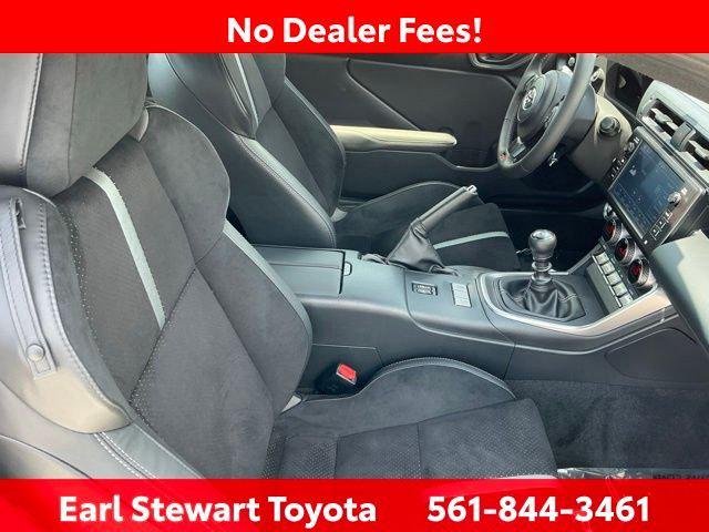 Certified Used 2025 HALO Toyota  image 31