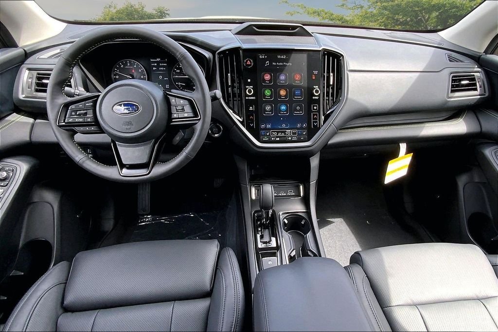 New 2026 AUTUMN GREEN METALLIC Subaru Onyx Edition Touring 7-Passenger image 5