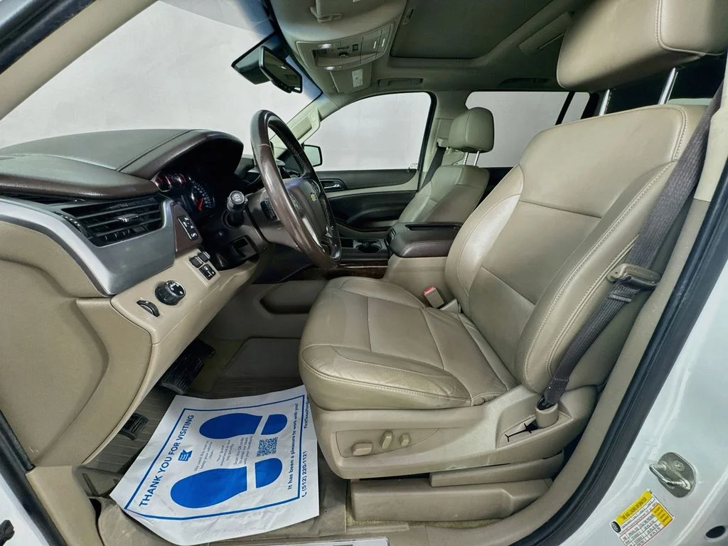Used 2018 Iridescent Pearl Tricoat Chevrolet LT image 25