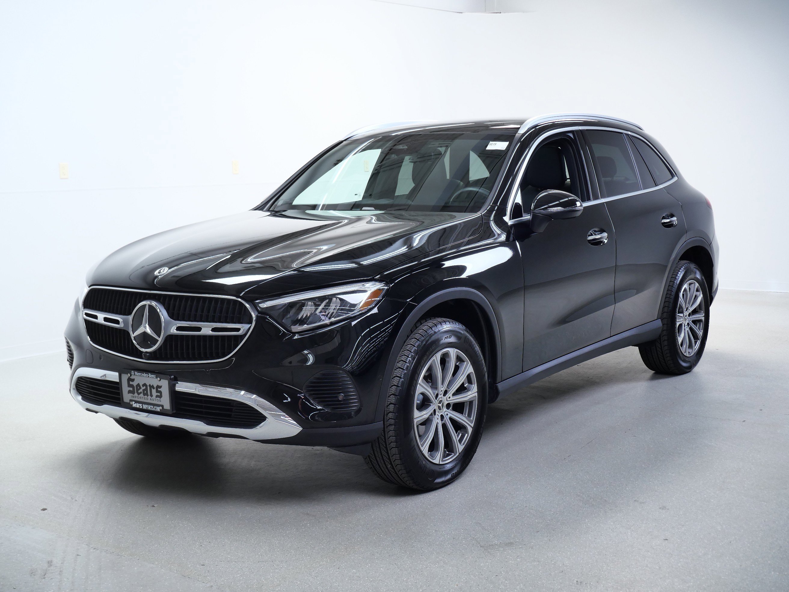 Certified Used 2026 Black Mercedes-Benz GLC 300 image 9