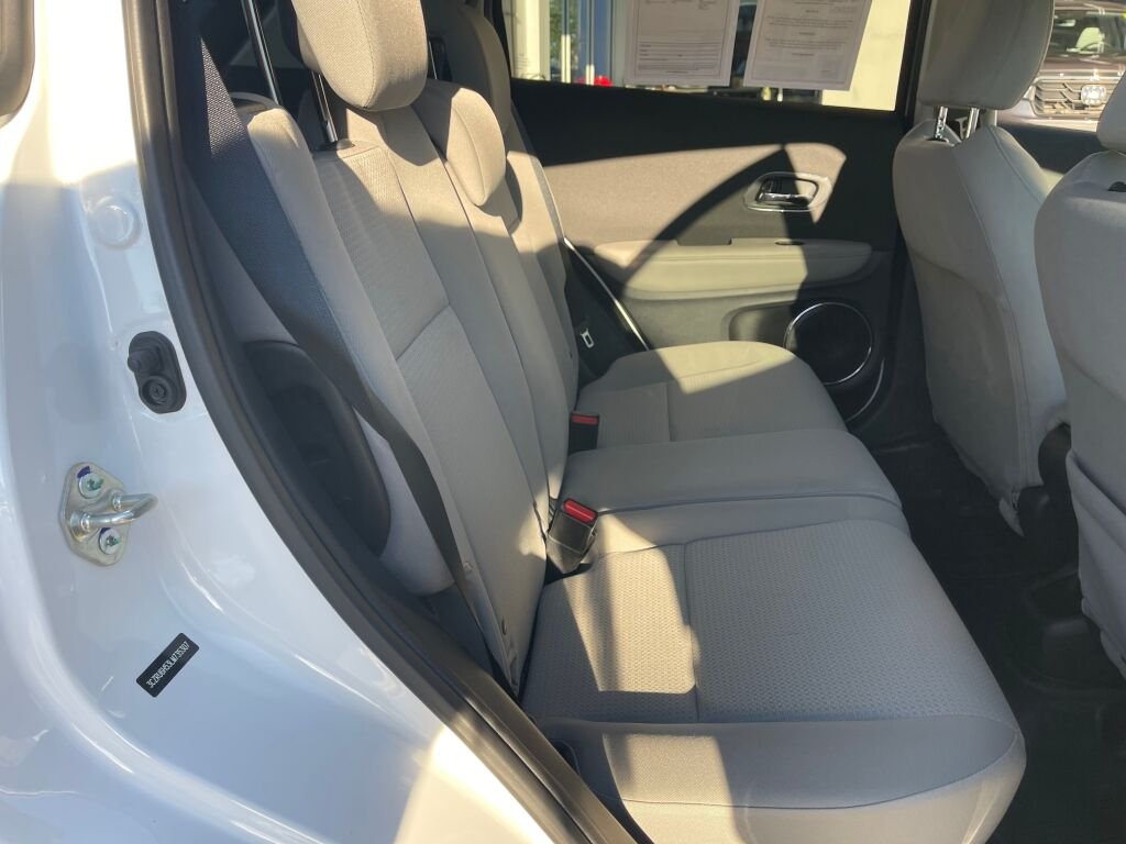 Used 2020 Platinum White Pearl Honda EX image 27