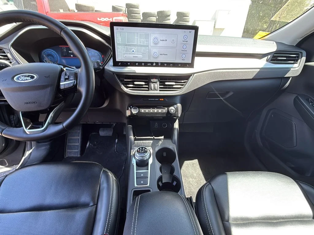 Used 2024 Carbonized Grey Metallic Ford Platinum image 17