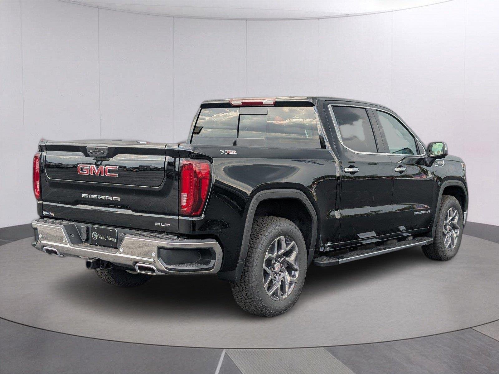 New 2026 Onyx Black GMC SLT image 7