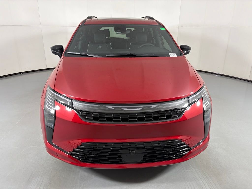New 2027 Red Hot Pearl-Coat Paint Chrysler Limited image 3