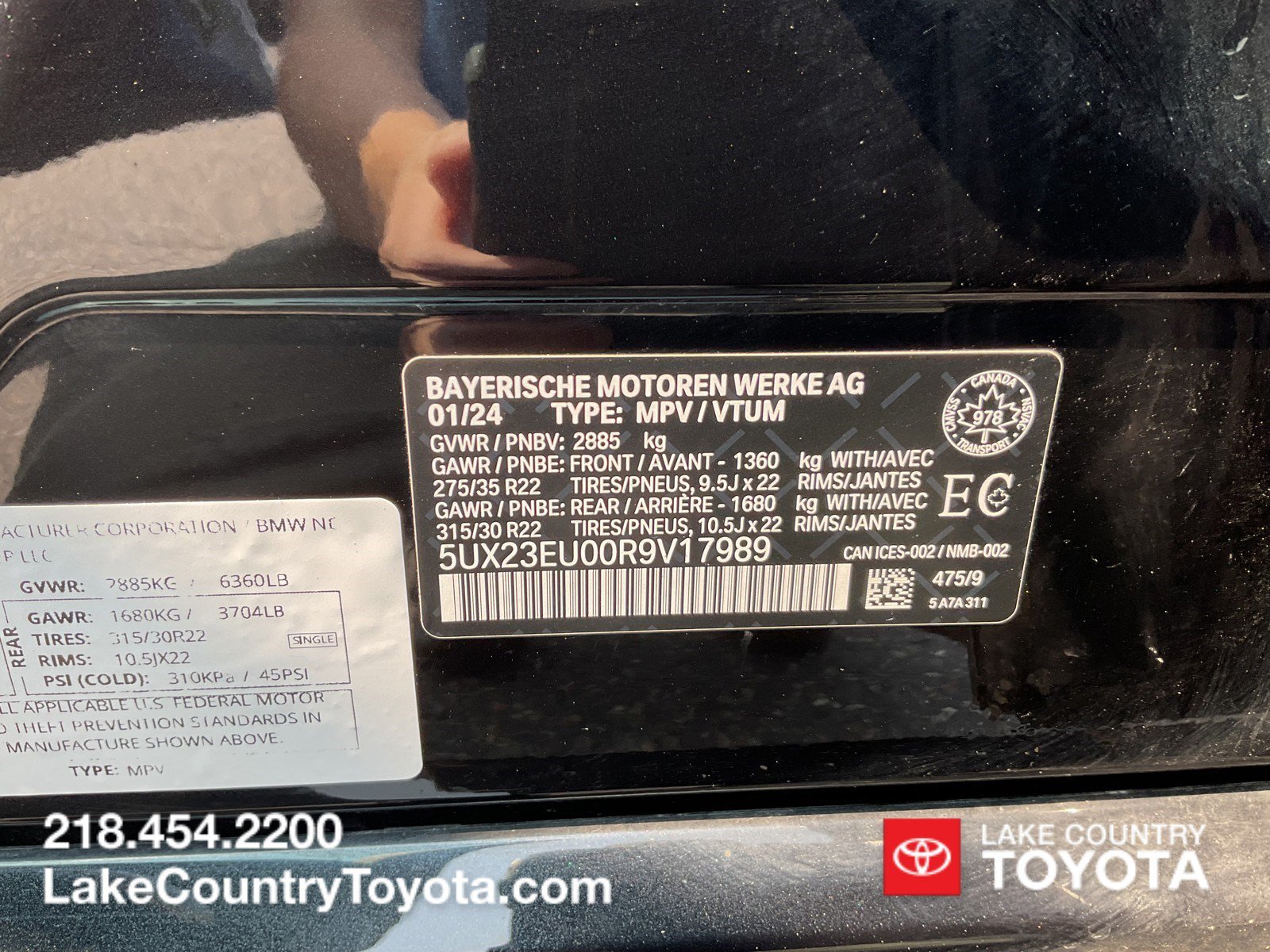 Used 2024 Black BMW xDrive40i image 37