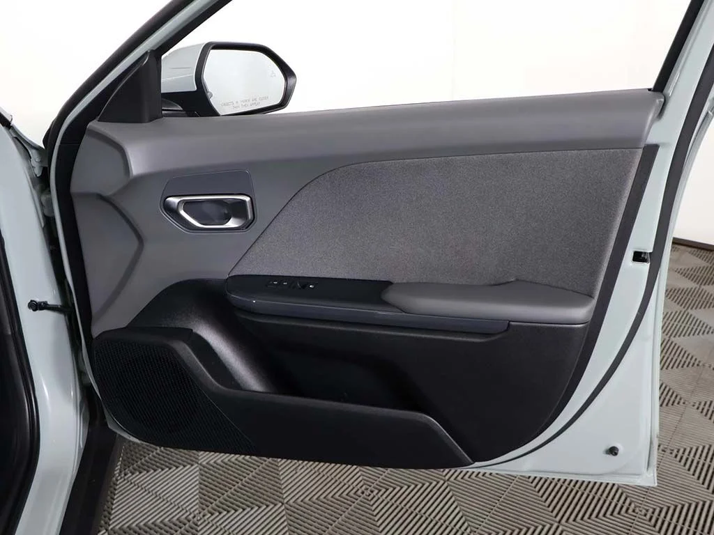 Used 2025 Gray Kia EX image 22