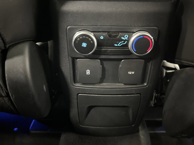 2023 Ford Explorer ST-LINE - Photo 34
