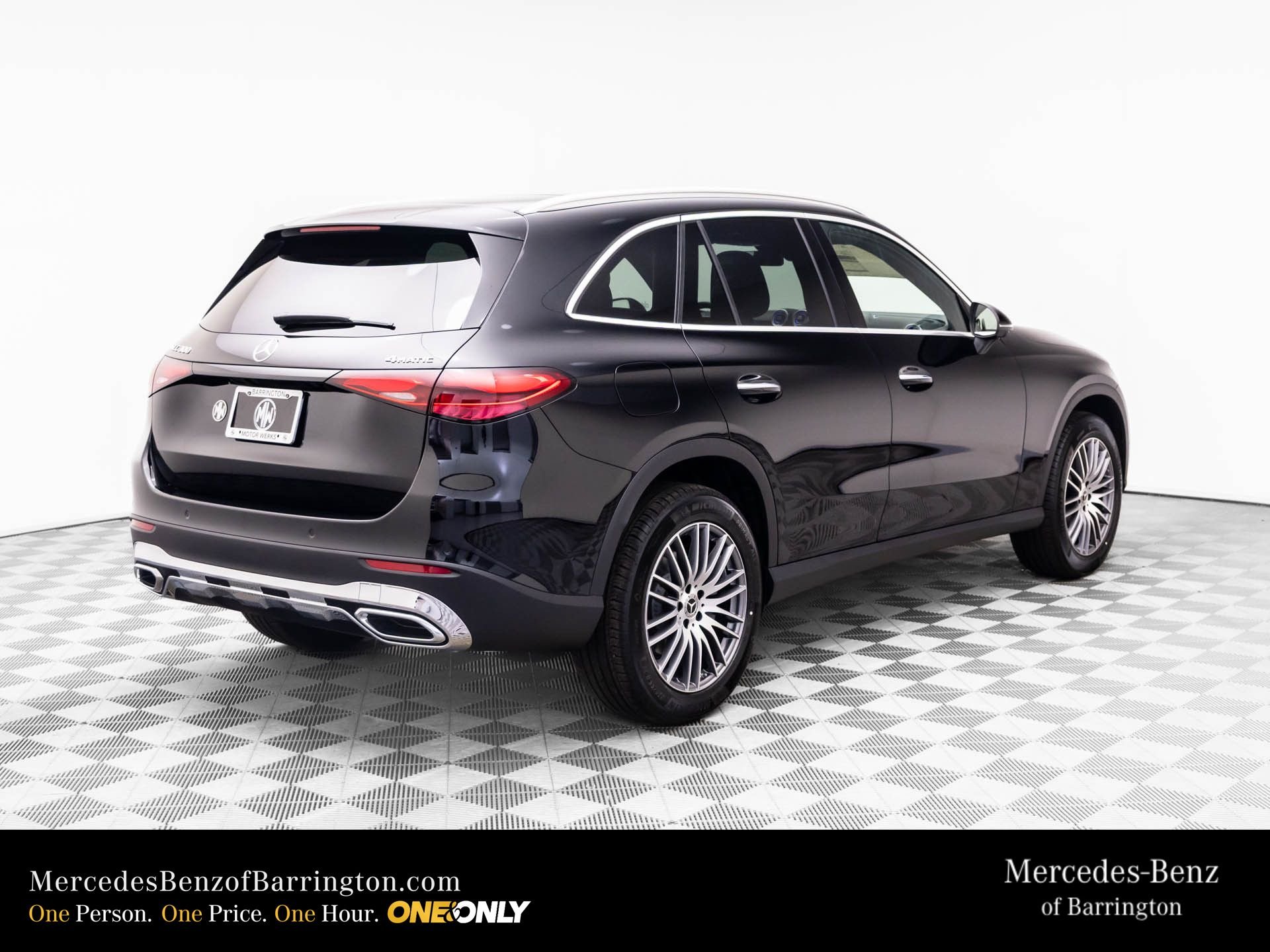 New 2026 Black Mercedes-Benz GLC 300 image 6