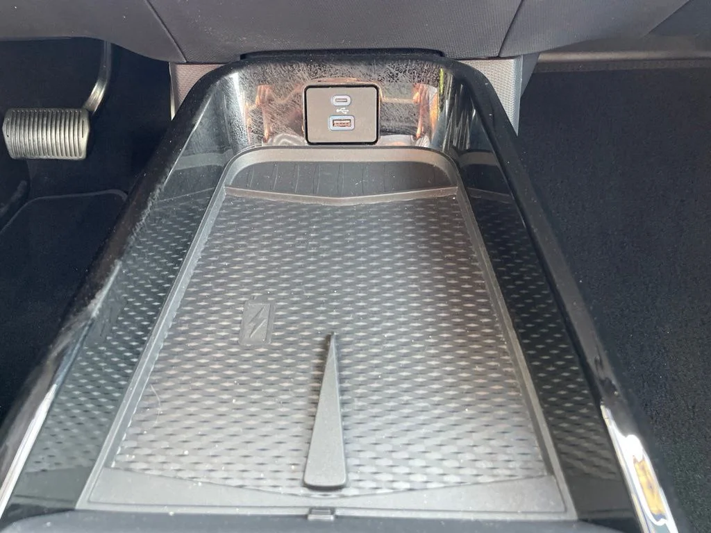 Used 2023 Vapor Blue Ford Premium image 18