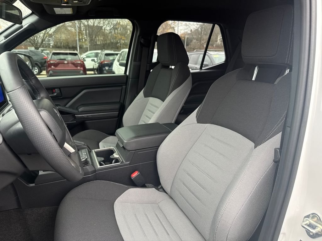 2025 Toyota 4Runner TRD Off-Road - Photo 14